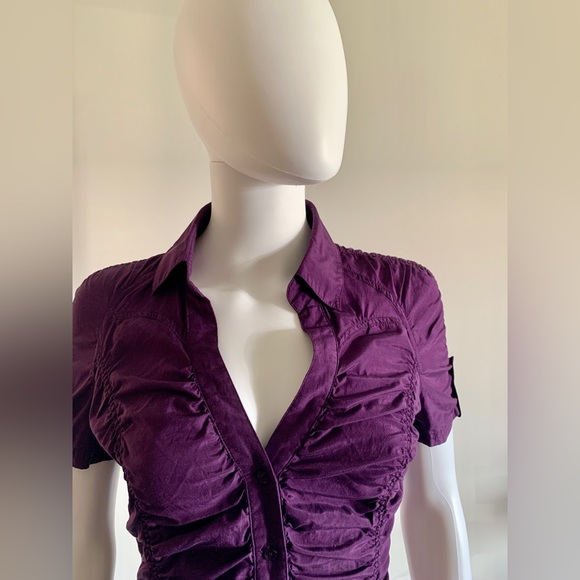 Guess Button Down Top in Purple - Picture 2 of 5